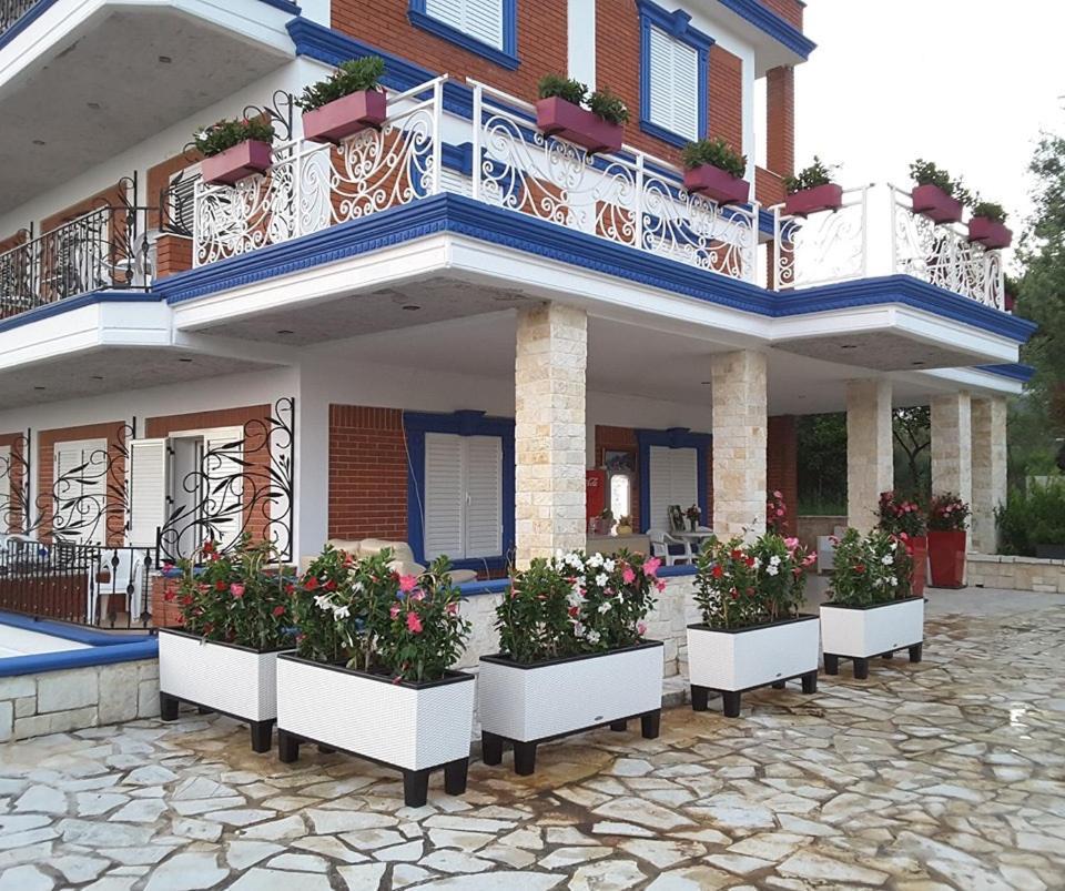 Exclusive Greccia Inn Dhermi Exterior photo